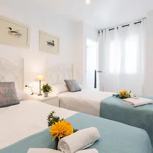 Atico Vistahermosa Piscinas Vista Bahía Apartamento
